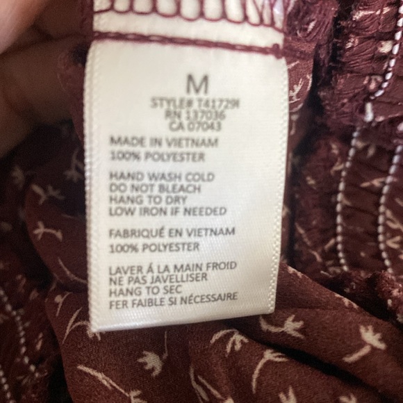 Paper Crane Burgundy Cropped Top NWT Size M - Picture 13 of 13